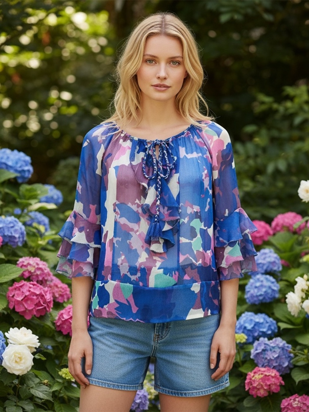 Diane Von Furstenberg DVF Vintage 100% Silk Boho Romantic Floral Blouse Size 4